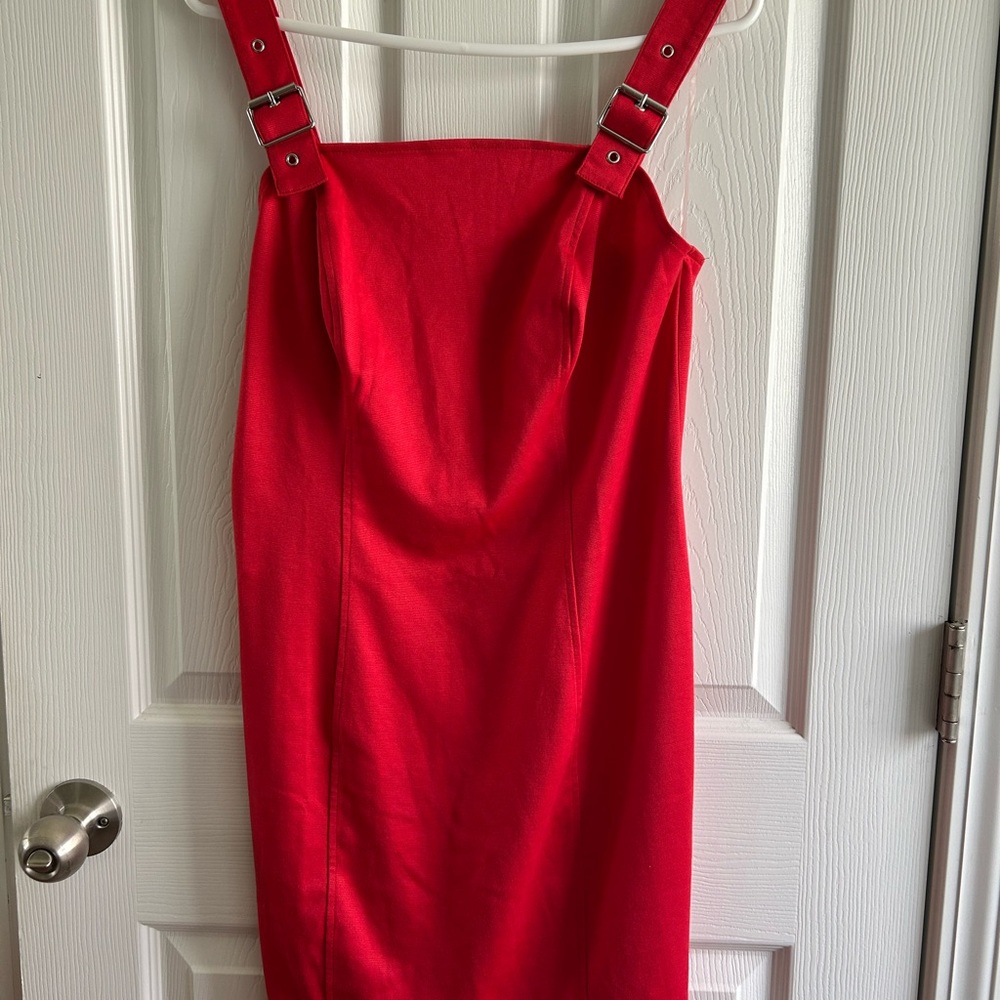 No Boundaries Red Sheath Dress Square Neck Sleeveless